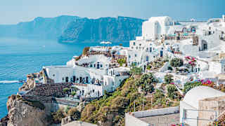 Weiße Häuser auf Santorini