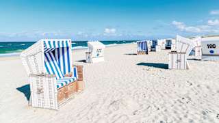 Strandkörbe am Strand von Sylt