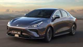 Tesla Model 3 – Fahrzeugansicht 4