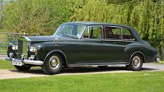 Aston Martin Lagonda – 284 PS · Super · Katalog-ID 350634 – weitere Fahrzeugansicht 2