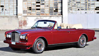 Aston Martin Virage Volante 6.3 Automatik – 507 PS · Super · Katalog-ID 350582 – weitere Fahrzeugansicht 3