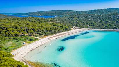 Luftaufnahme des Strands Sakarun bei Dugi Otok