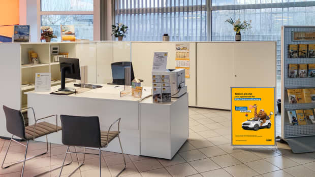 Innenblick in ADAC Geschäftsstelle Greifswald