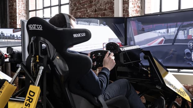 ADAC eSports Lounge in der Klassikstadt Frankfurt