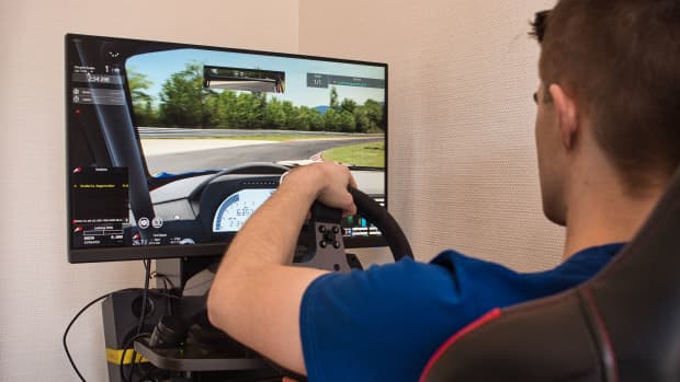 Der Sim-Racing-Simulator im ADAC Ortsclub Scuderia Augustusburg Brühl