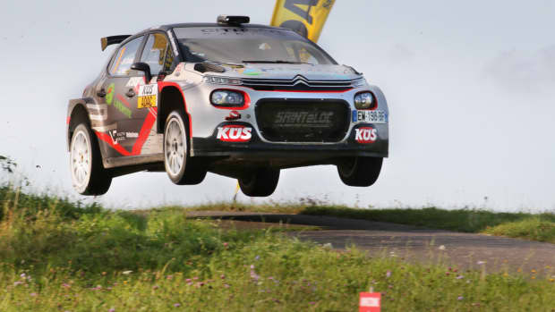Rallye, Auto, Sprungkuppe
