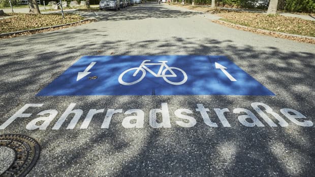 Beginn einer Fahrradstrasse