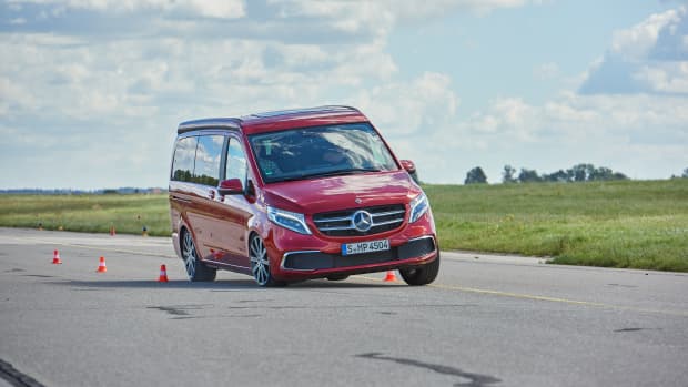Mercedes Marco Polo beim Ausweichtest
