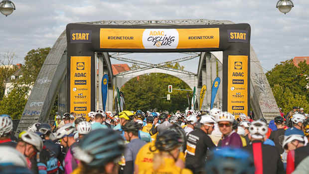 Der Start der ADAC Cycling Tour
