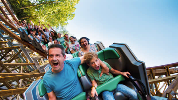 Die Achterbahn im Walibi Freizeitpark