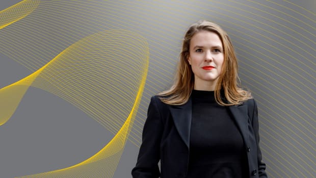 Portrait von Grünen Politikerin Terry Reintke im ADAC Interviewformat