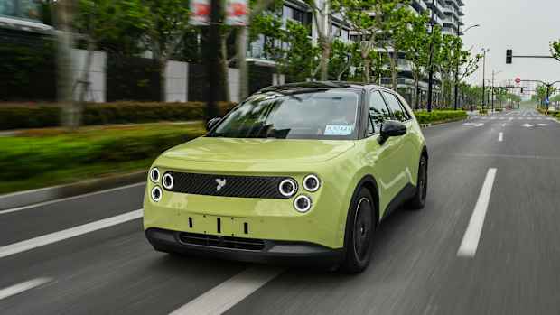 Frontansicht eines fahrenden Firefly