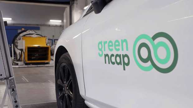 Green NCAP Logo auf Auto