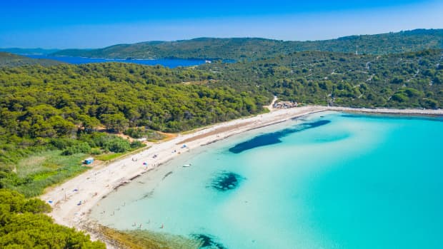 Luftaufnahme des Strands Sakarun bei Dugi Otok