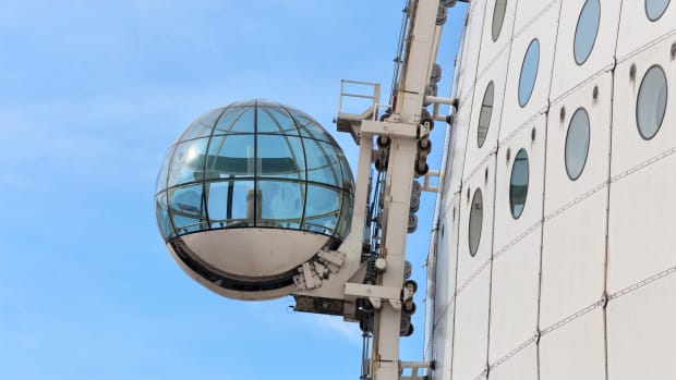 Kabine des Aufzugs am SkyView in Stockholm