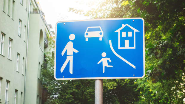 Schild einer Spielstraße
