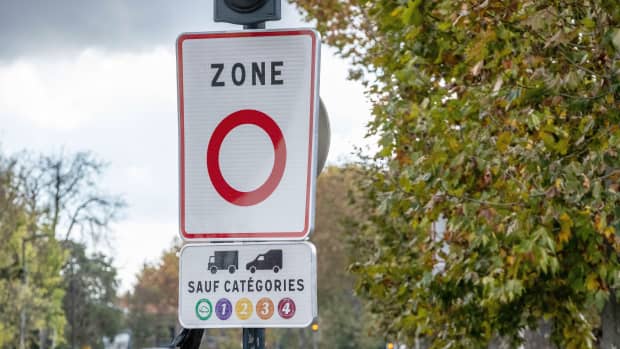 Schild der Umweltzone in Frankreich