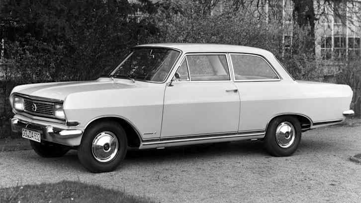 Opel Rekord 1.9 S (4-Gang) (2-Türer) – 90 PS · Super · Katalog-ID 345323 – weitere Fahrzeugansicht 4