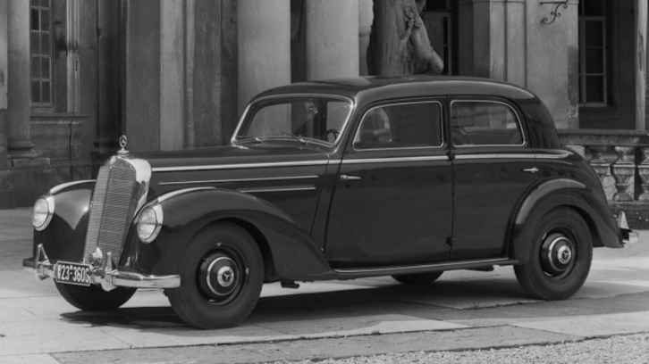 Mercedes-Benz 220 – 80 PS · Super · Katalog-ID 345684 – Fahrzeugansicht