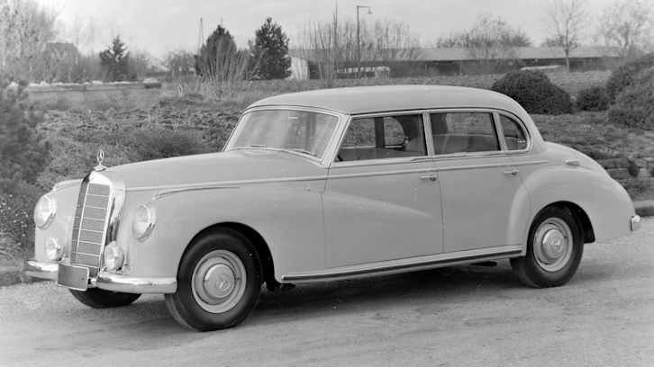Mercedes-Benz 300 – 115 PS · Super · Katalog-ID 345703 – Fahrzeugansicht