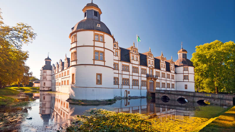 Wasserschloss Schloss Neuhaus in Paderborn, Westfalen