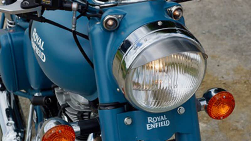 Das Licht einer Royal Enfield Classic 500