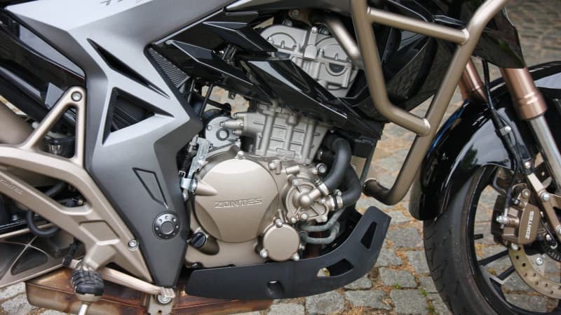 Das Motorrad Zontes 310 T wird vorgestellt