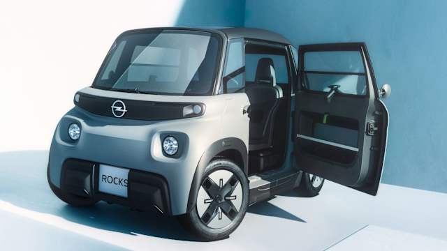 1. Generation 1. Facelift