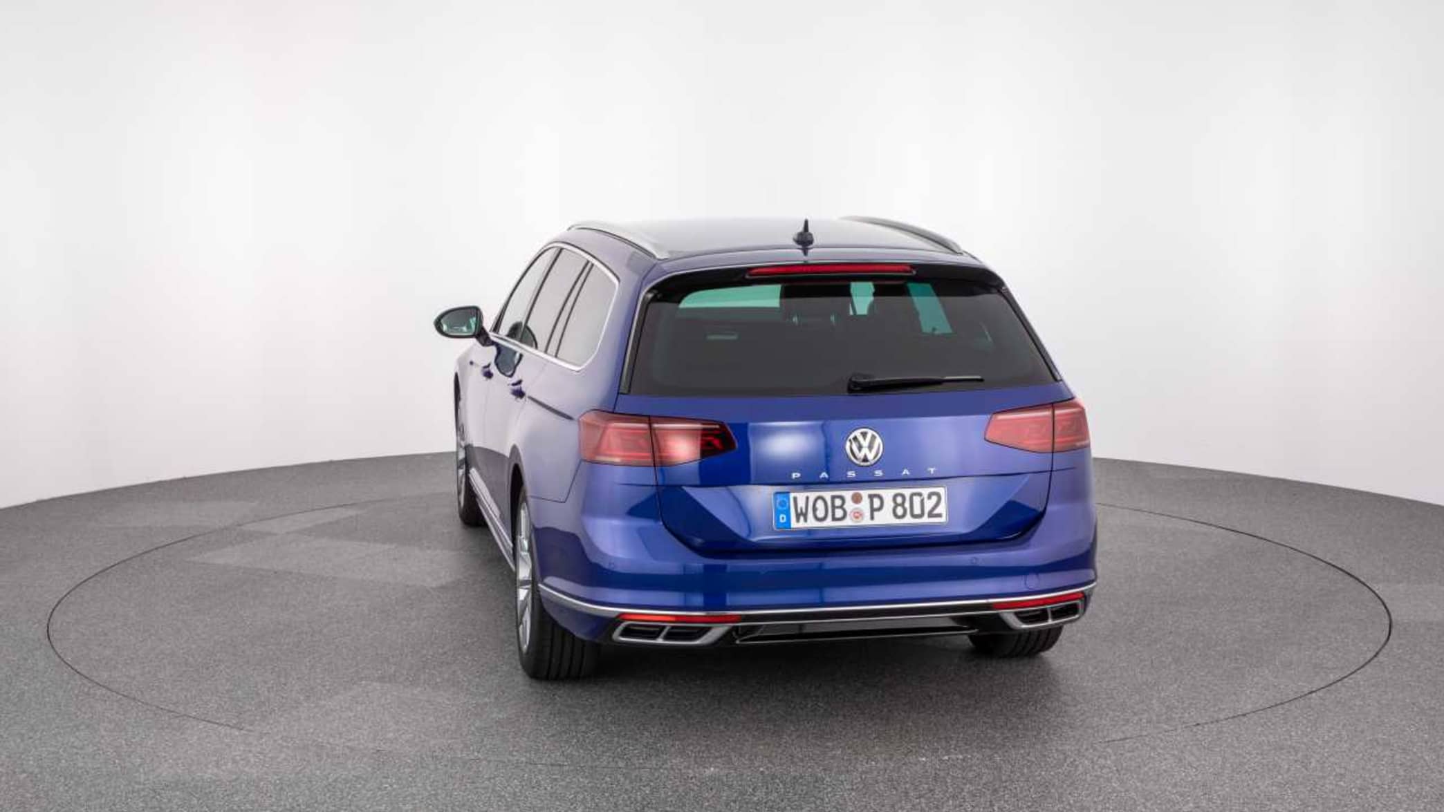 UPSCREEN klare Schutzfolie(für Volkswagen Passat Variant TDI DSG 2020  Discover Media 8 2020)