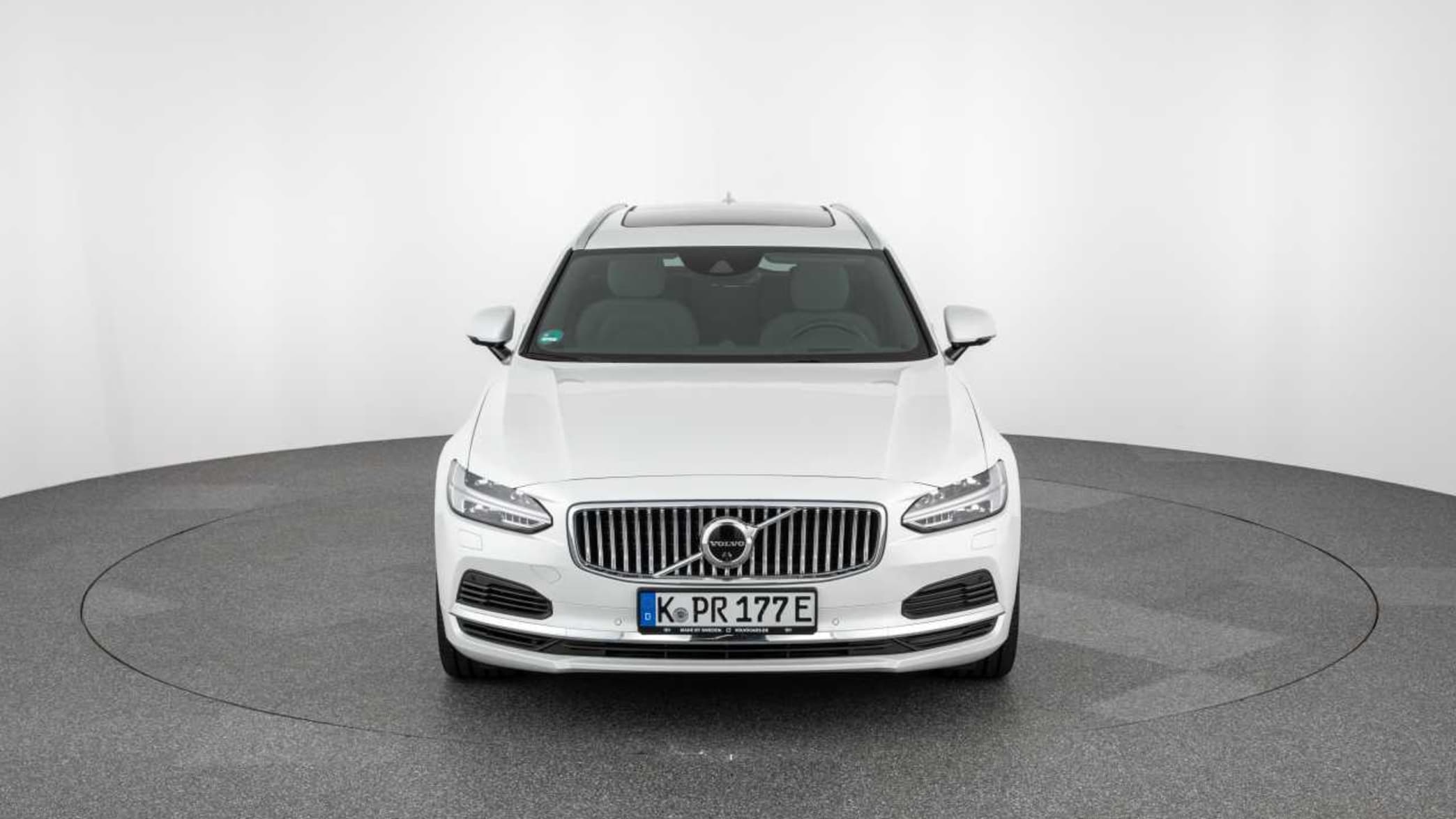 Test: Volvo V90 Recharge T8 im Test: Wenn Sparen zum Luxus wird