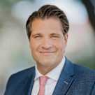Thomas Geppert ist Landesgeschäftsführer des Bayerischen Hotel- und Gaststättenverbandes DEHOGA Bayern e. V.