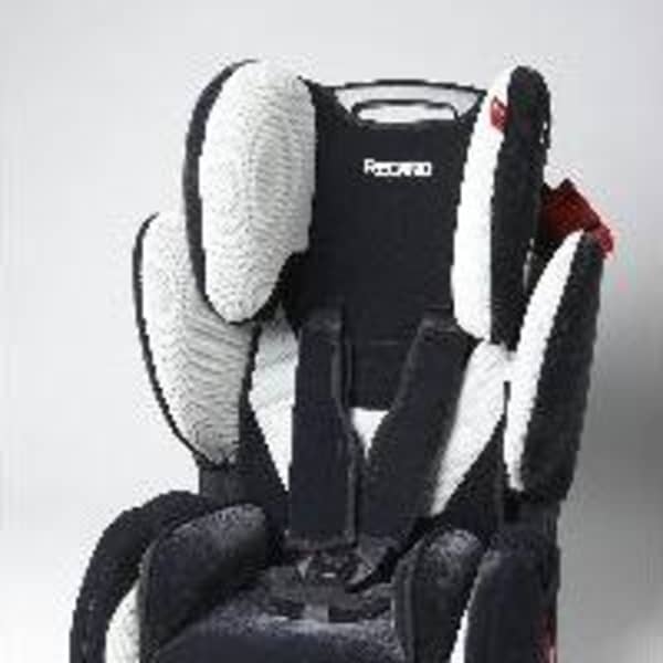 Recaro Young Sport Kindersitz Test ADAC