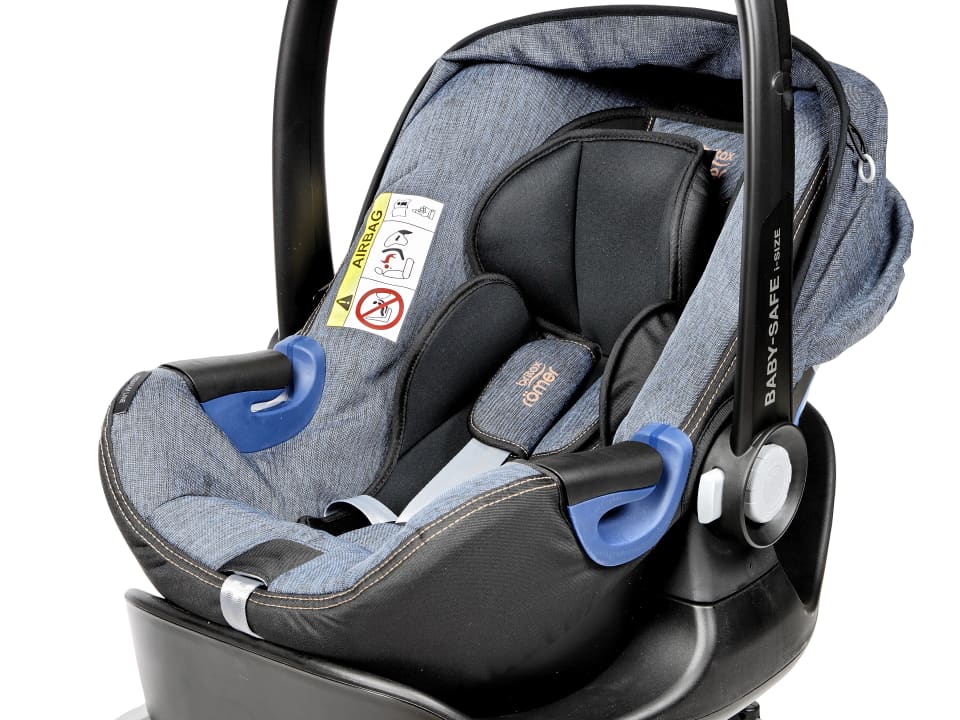 Britax Römer Baby-Safe 2 i-Size + i-Size Base Kindersitz Test