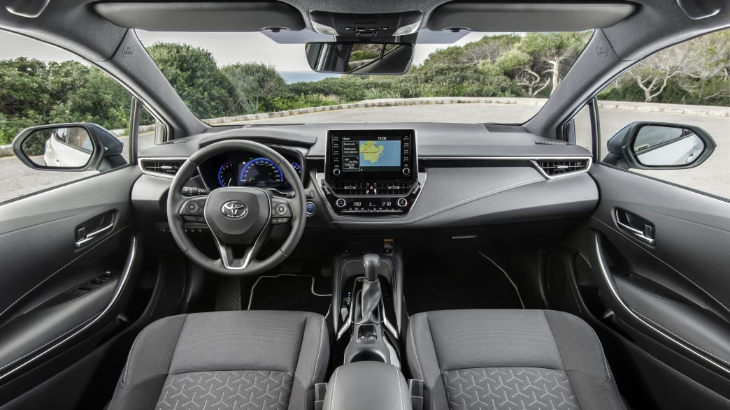 Toyota Corolla Hybrid Im Test Verbrauch Daten Video Adac