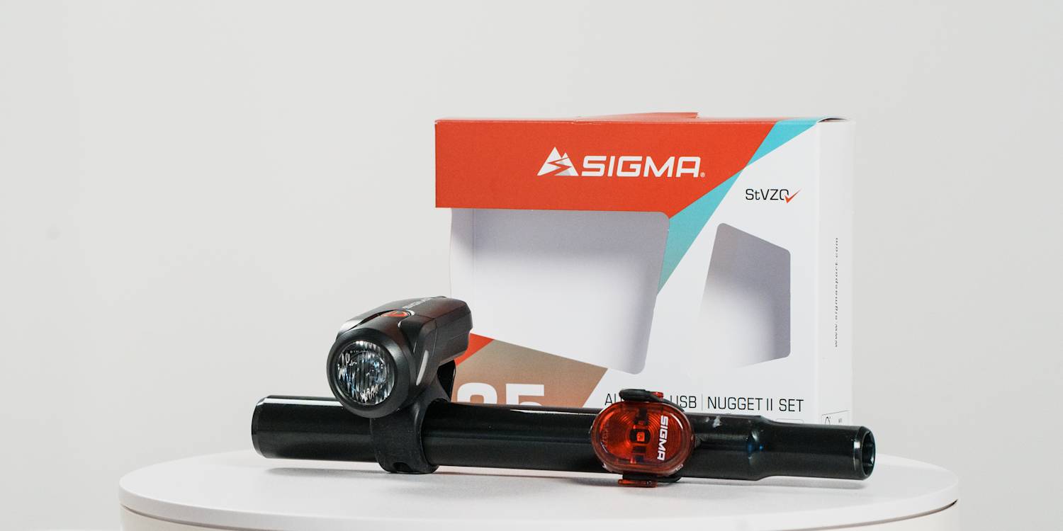 Lampe Frontale Sigma Aura 35 – 35 Lux, Rechargeable USB, Noir, 35 Lumens