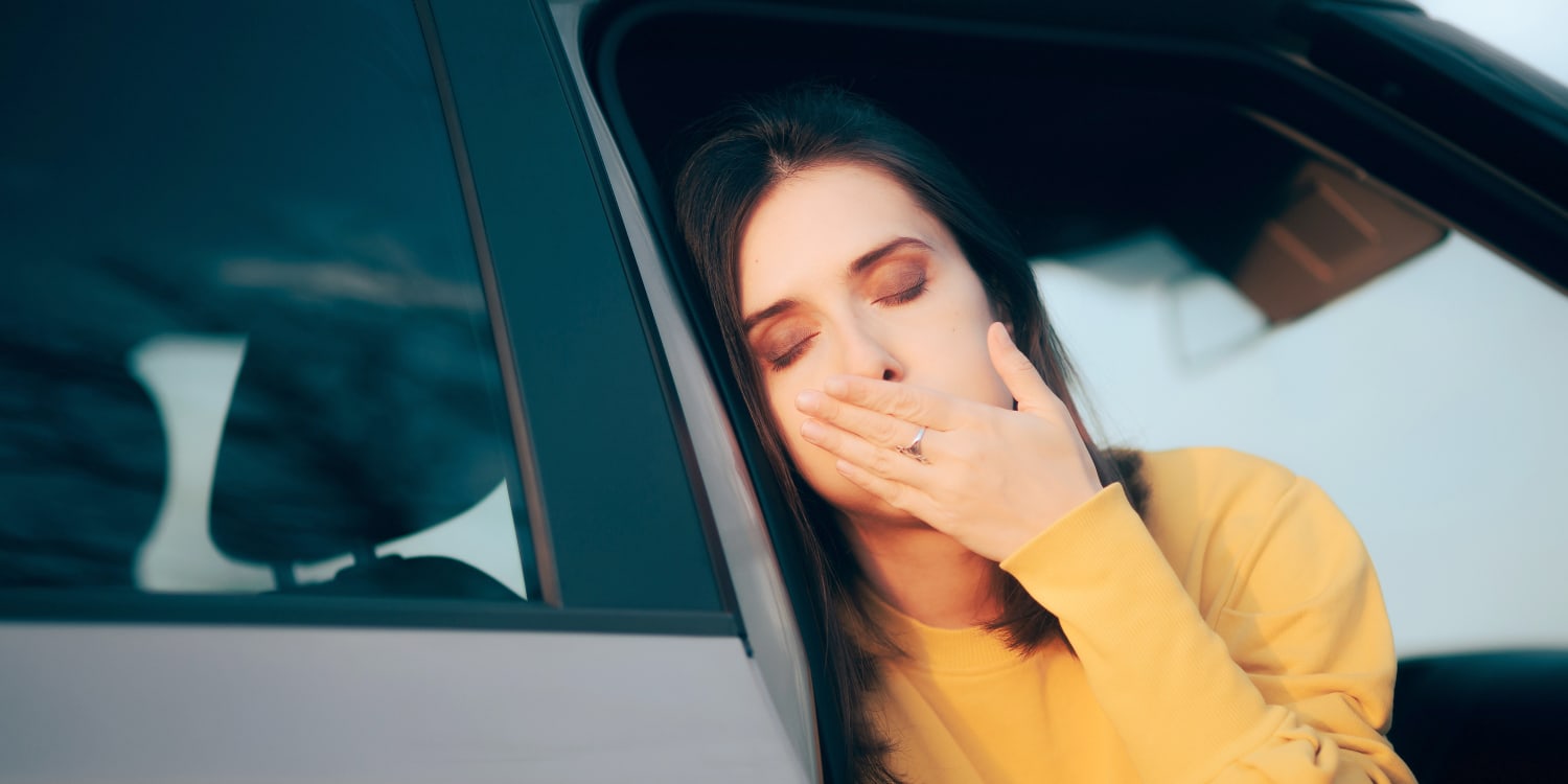Bei Autos, Die Im Notfall Glas Brechen, Verwenden Frauen