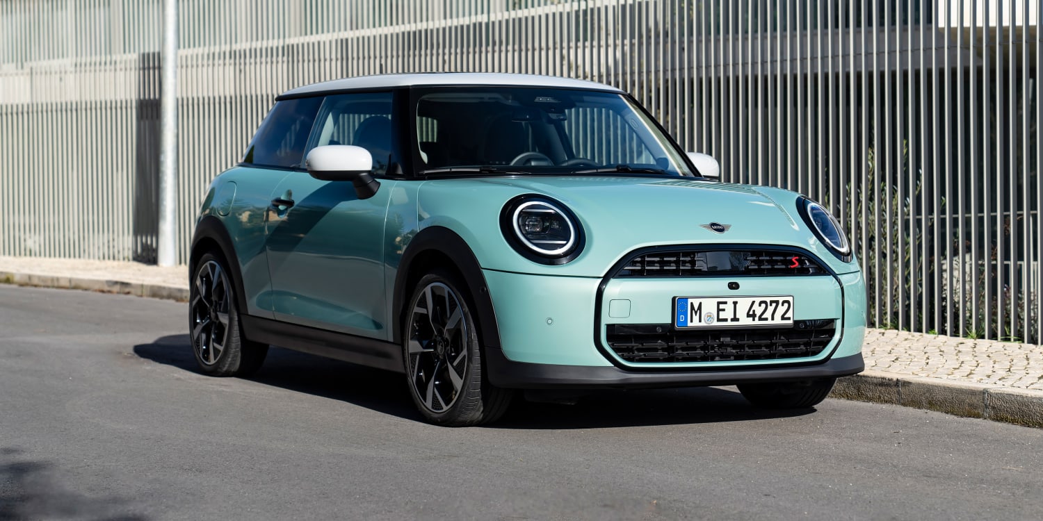 Neuer Mini Cooper (2024) Benziner als Drei und Fünftürer plus Preis