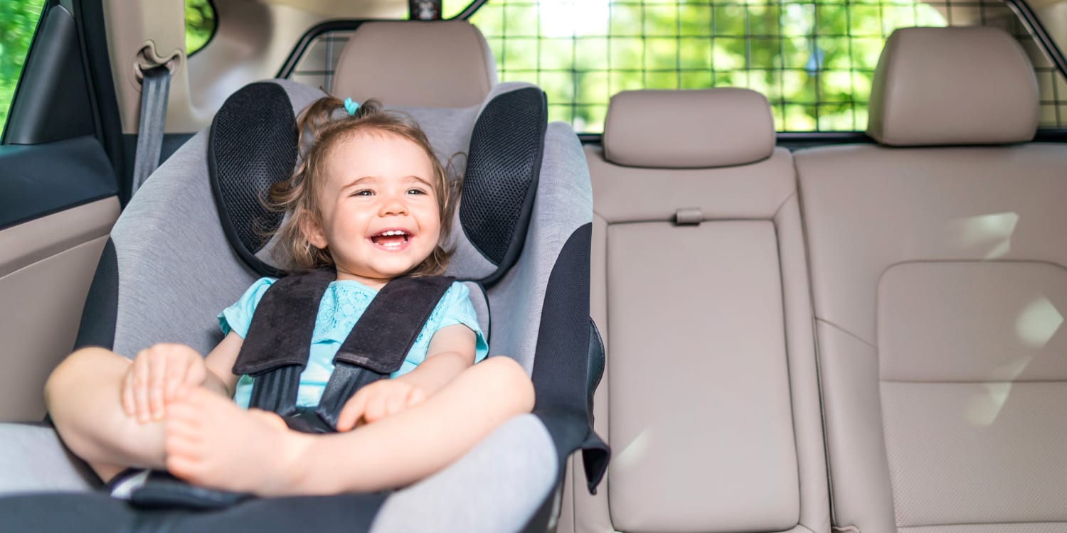 Beim Kindersitz Beckengurt nicht über den Bauch führen