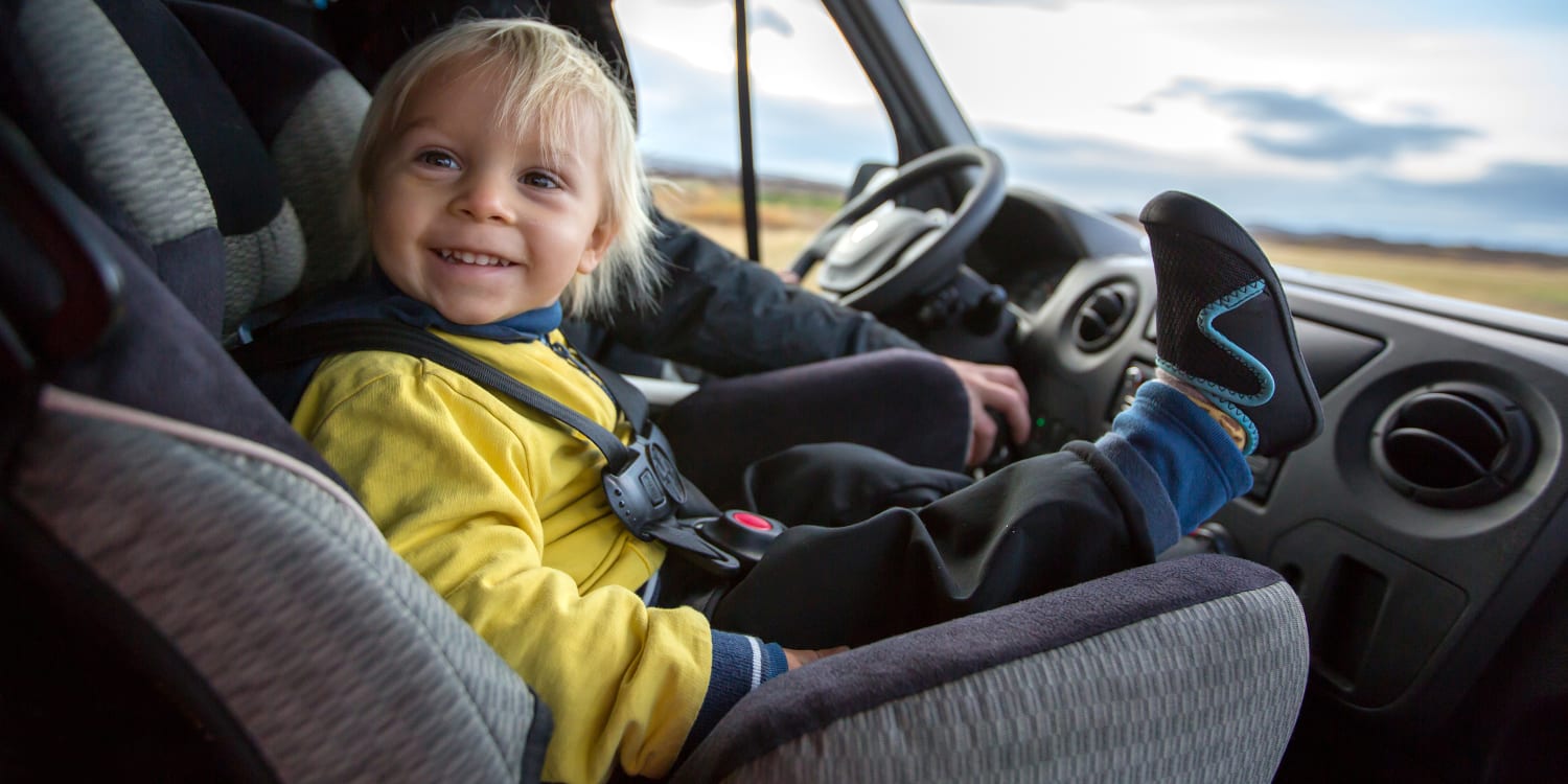 Kindersicherung im Auto: Welche Regeln in Europa gelten - Reisen
