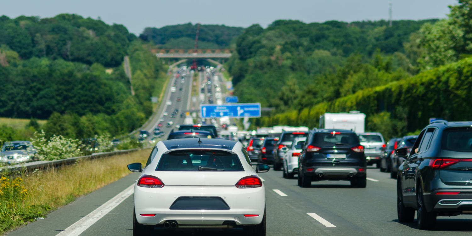 Summer Holidays 2023: Traffic Jam Updates, Routes to Avoid, and Travel Tips
