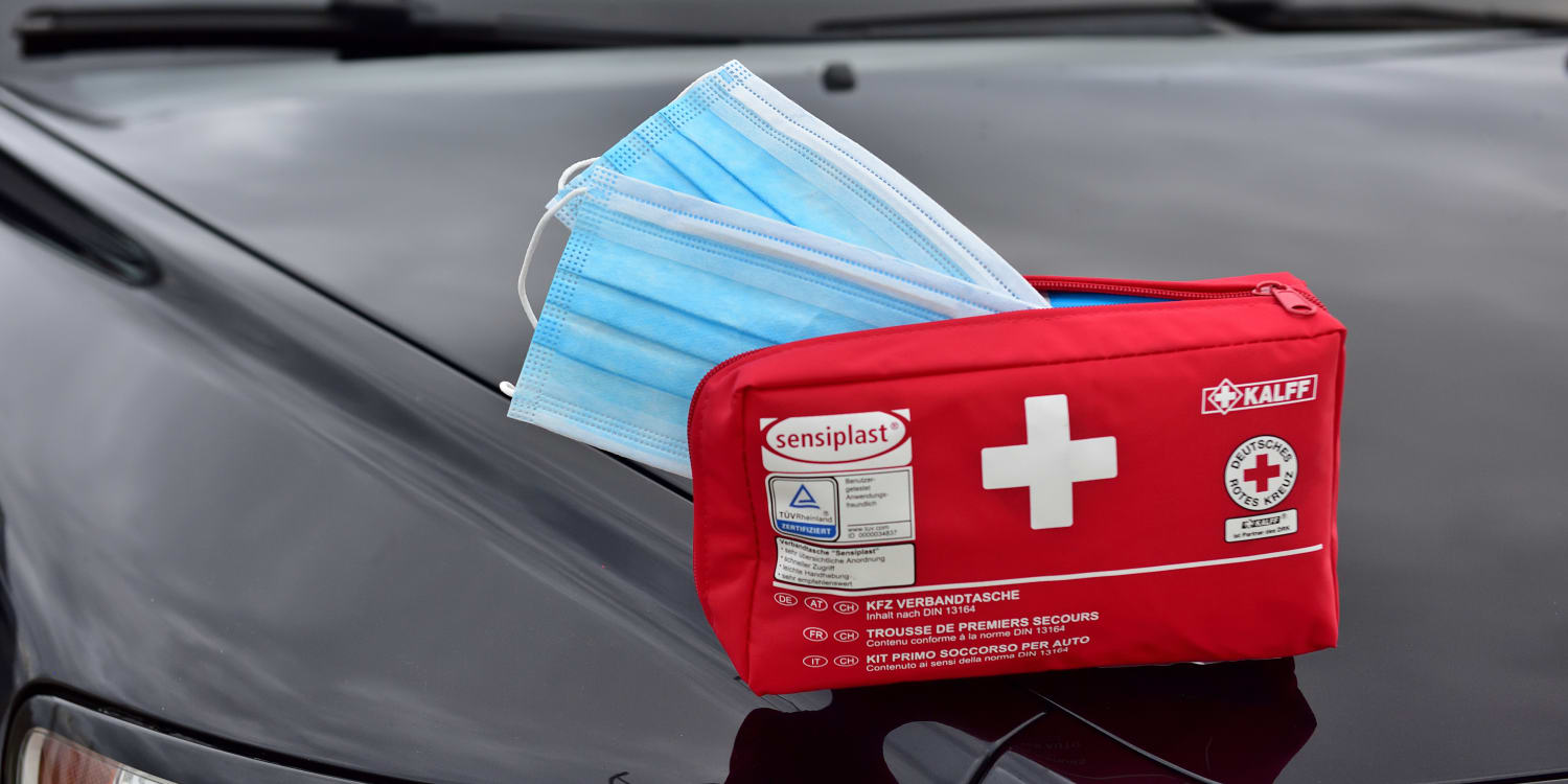 Verbandkasten im Auto: Zwei Masken Pflicht?