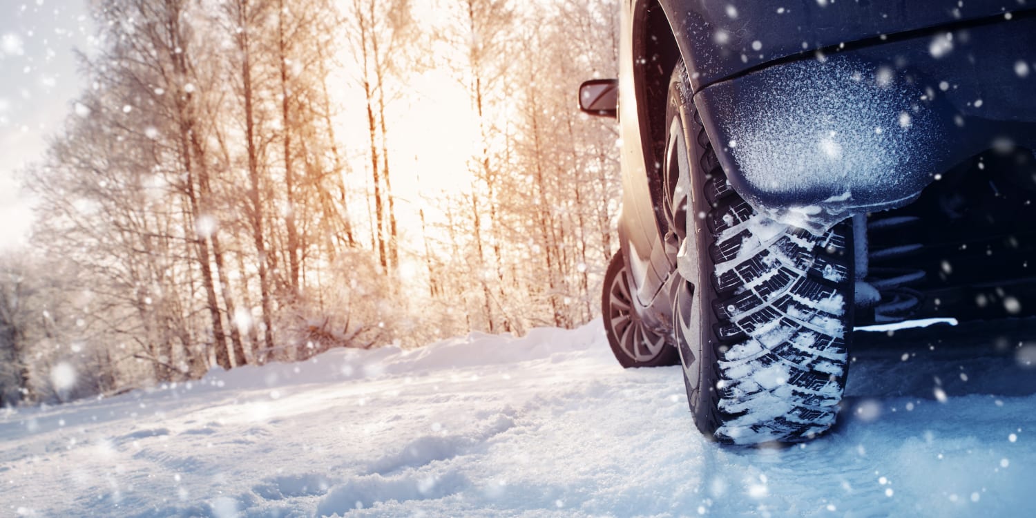 Regeln für Winterreifen und Schneeketten im Ausland