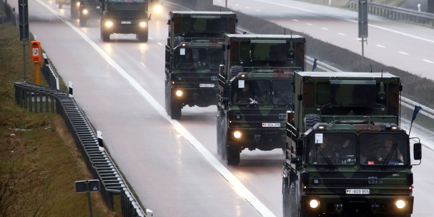 Wieder Militärkolonnen auf der Autobahn: Das ist zu beachten