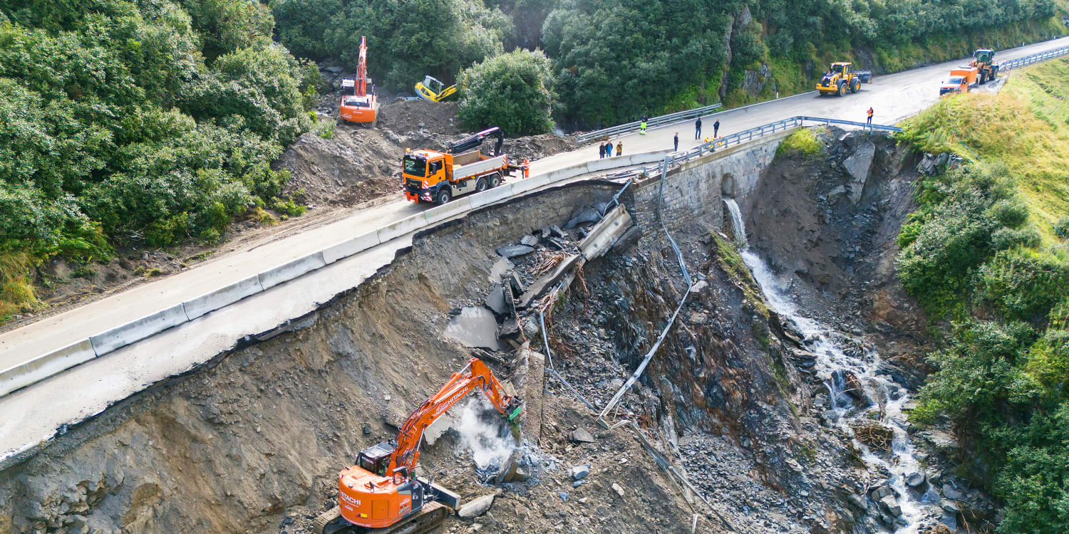 The Arlberg Pass was closed after the landslide