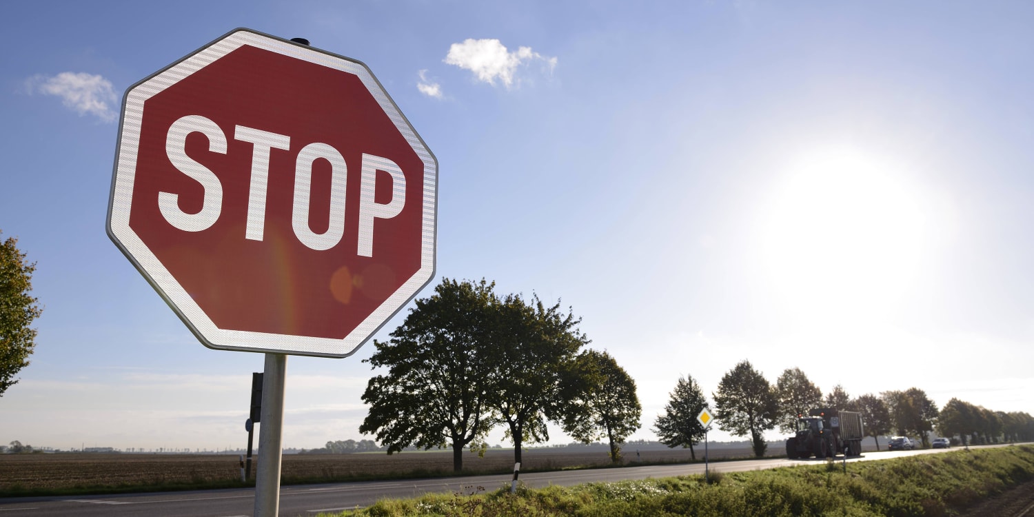 Stoppschild Regeln und Bußgelder ADAC