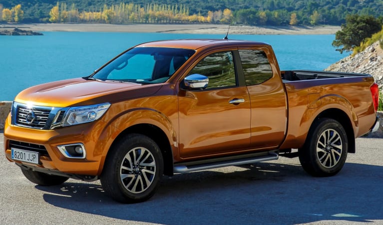 NP300 Navara Double Cab 2.3 dCi N-Connecta 4x4