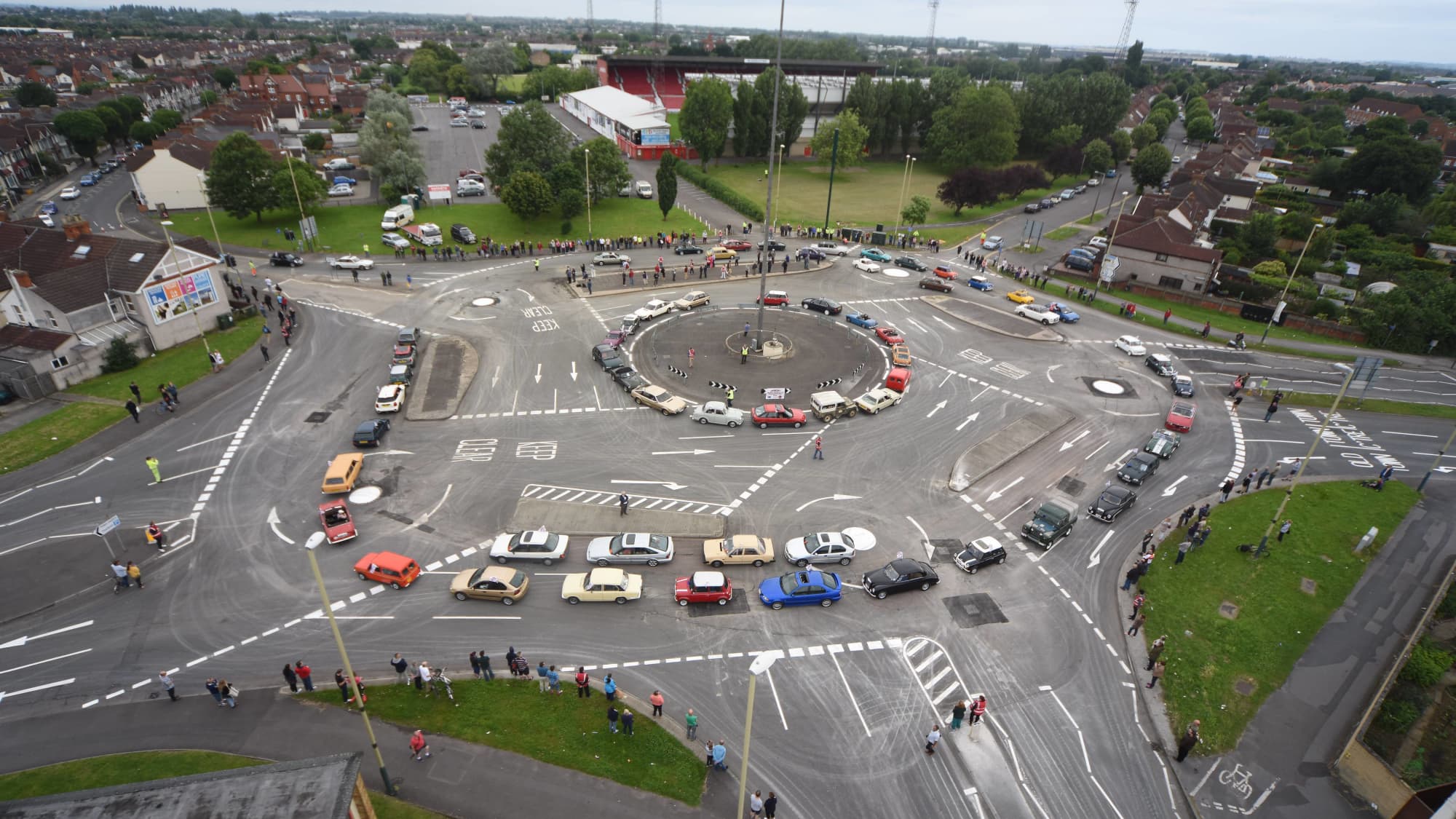 kreisverkehre-magic-roundabout-2101_ciqzm5