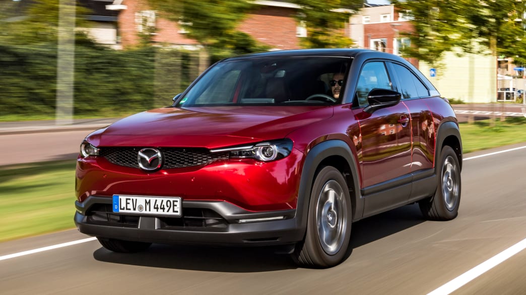 Elektroauto Kaufen Ubersicht Aktueller E Autos Adac