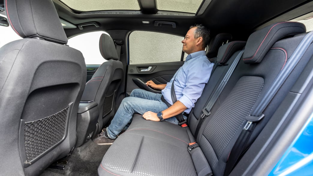 Ford Focus Benziner Und Diesel Im Test Crash Daten Video Adac