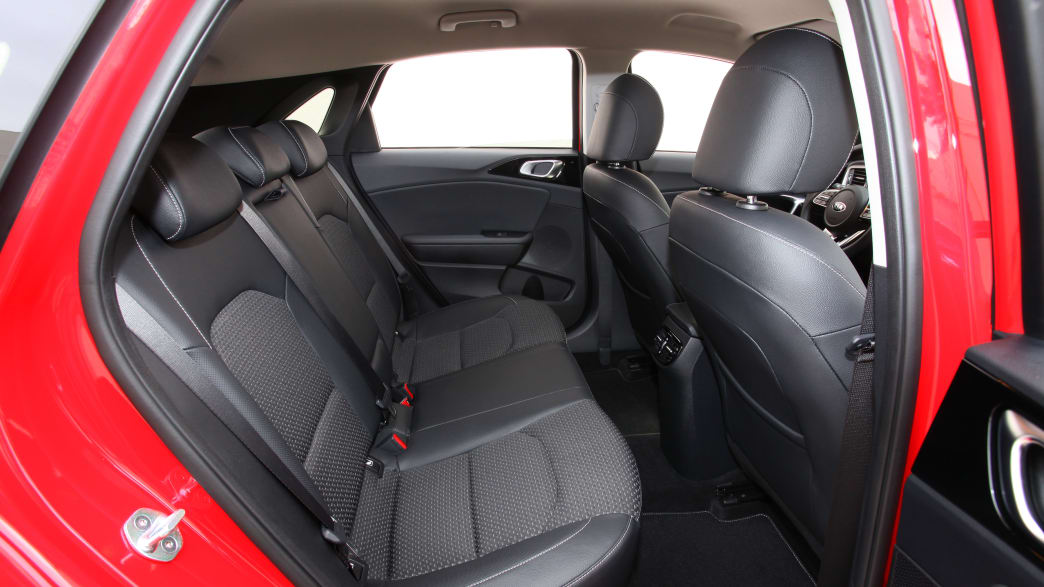 Kia Ceed Test Verbrauch Motoren Preise Adac